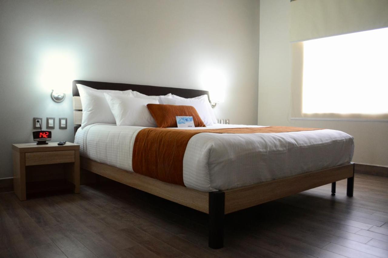 Comfort Inn Irapuato Esterno foto