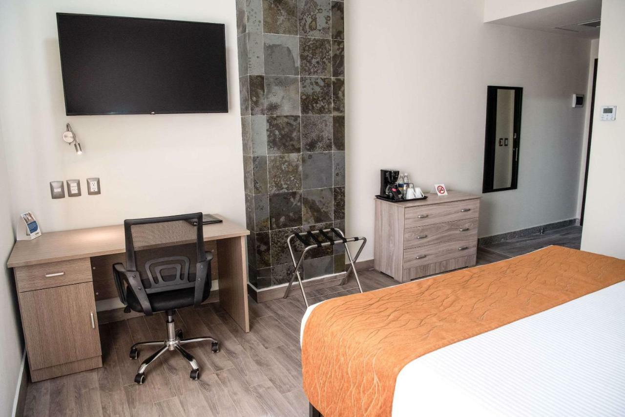 Comfort Inn Irapuato Esterno foto